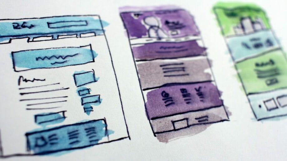 Un croquis dessiné à la main d’une page Web.