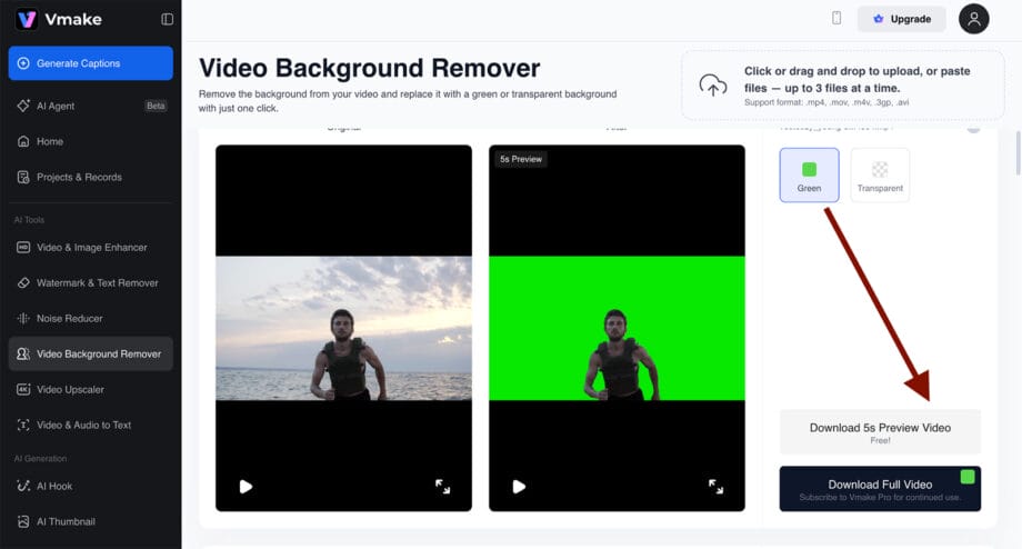 Capture d'écran de Vmake AI Video Background Remover montrant une vidéo avec l'arrière-plan d'origine et un aperçu avec un arrière-plan vert.