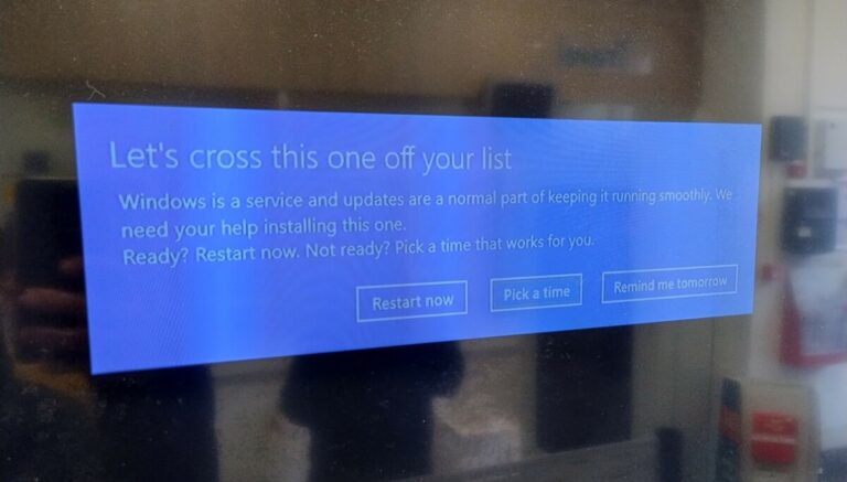 L&rsquo;invite de mise à jour Windows rejoint la file d&rsquo;attente du bureau de poste